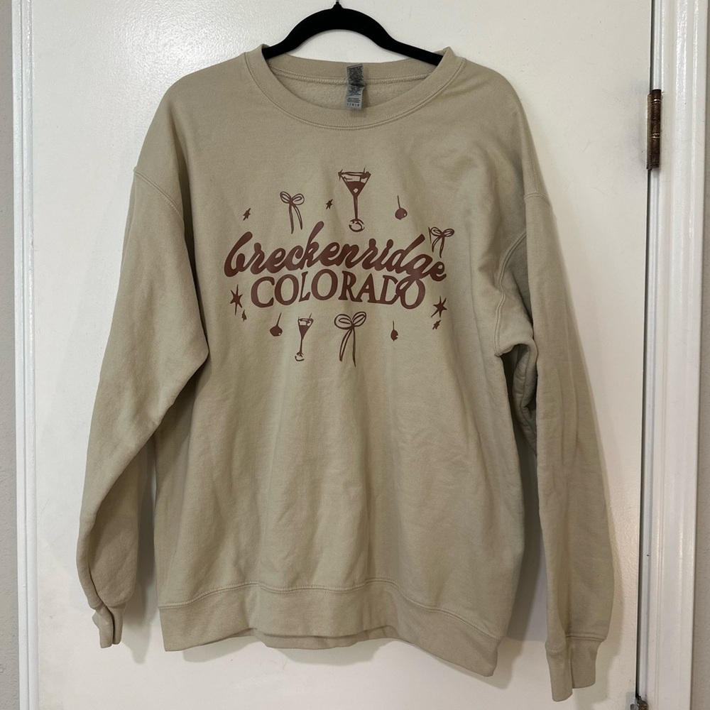 Tan Breckinridge Colorado coquette girly crewneck sweatshirt size large